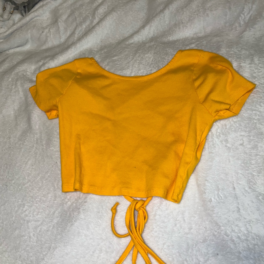 crop top open back top